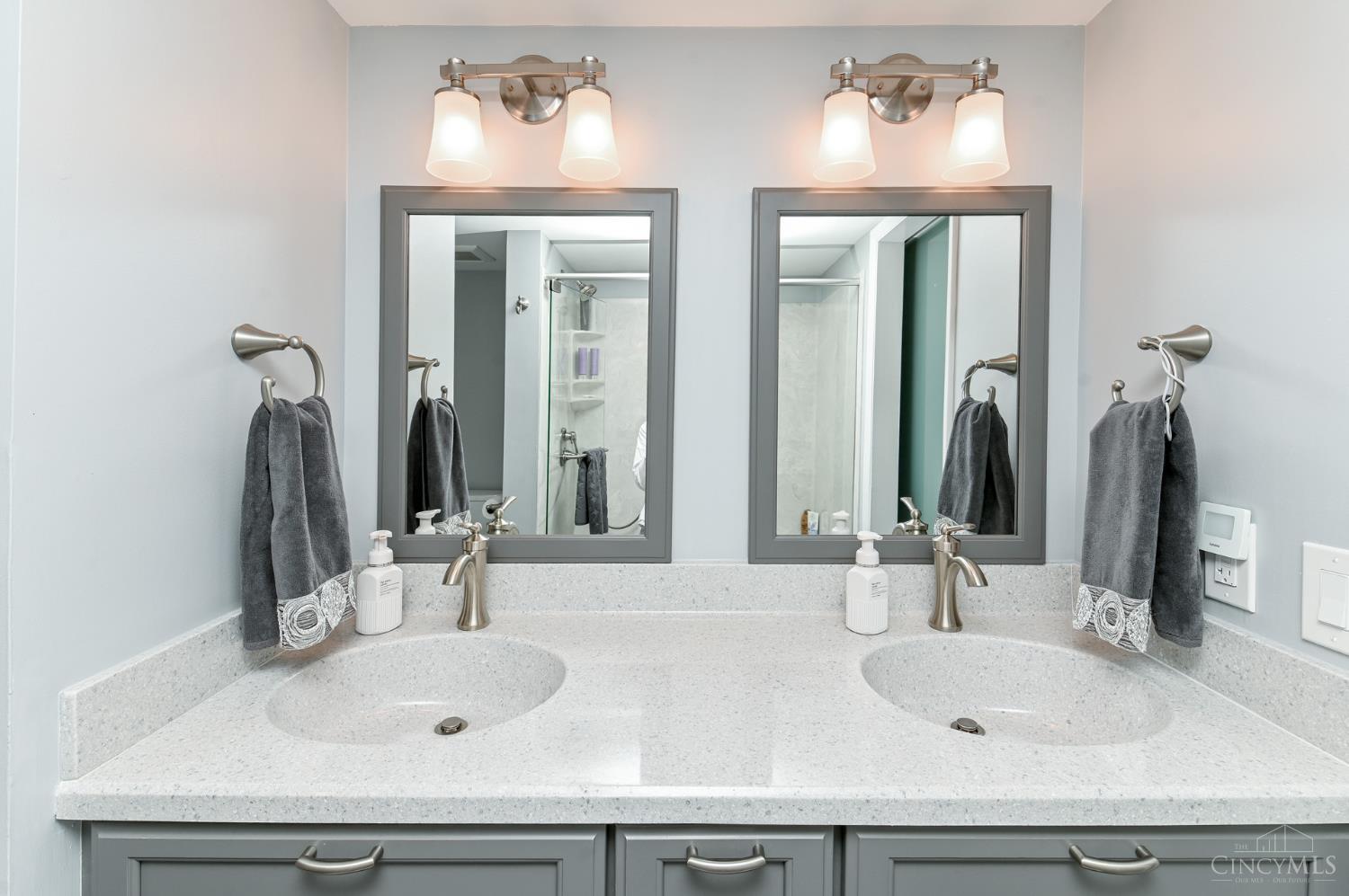 8004 Honeysuckle Lane