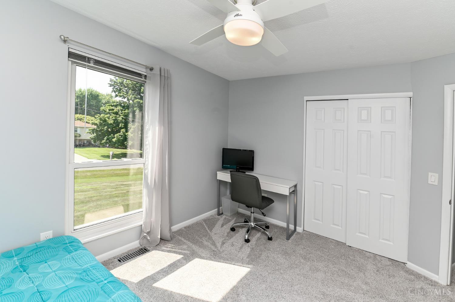 8004 Honeysuckle Lane