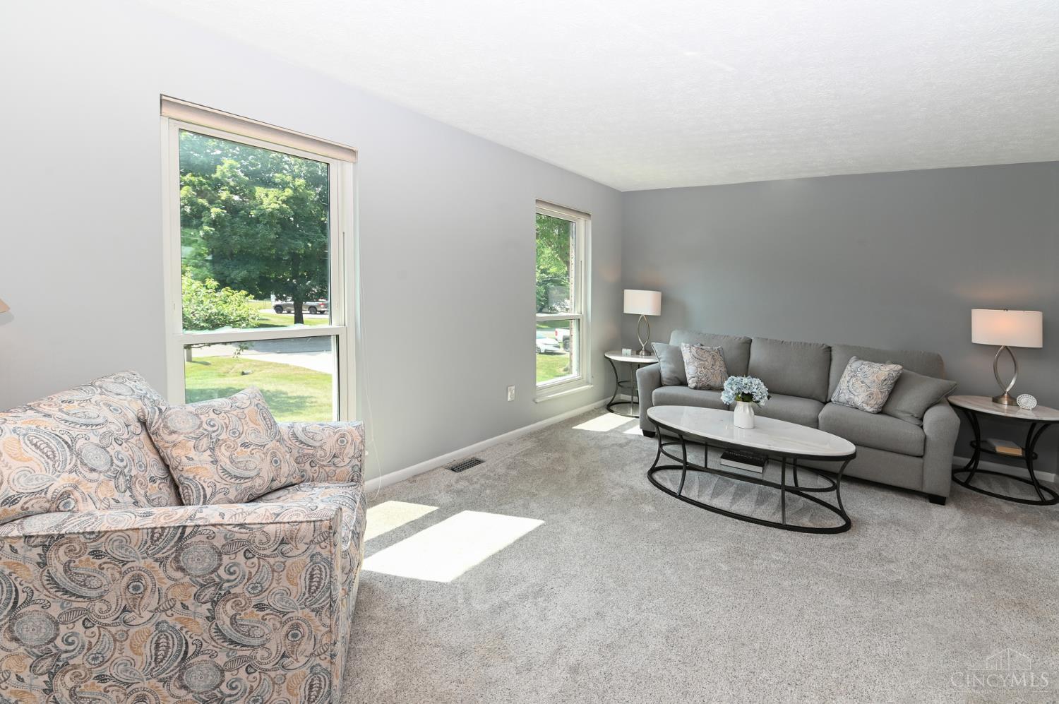 8004 Honeysuckle Lane