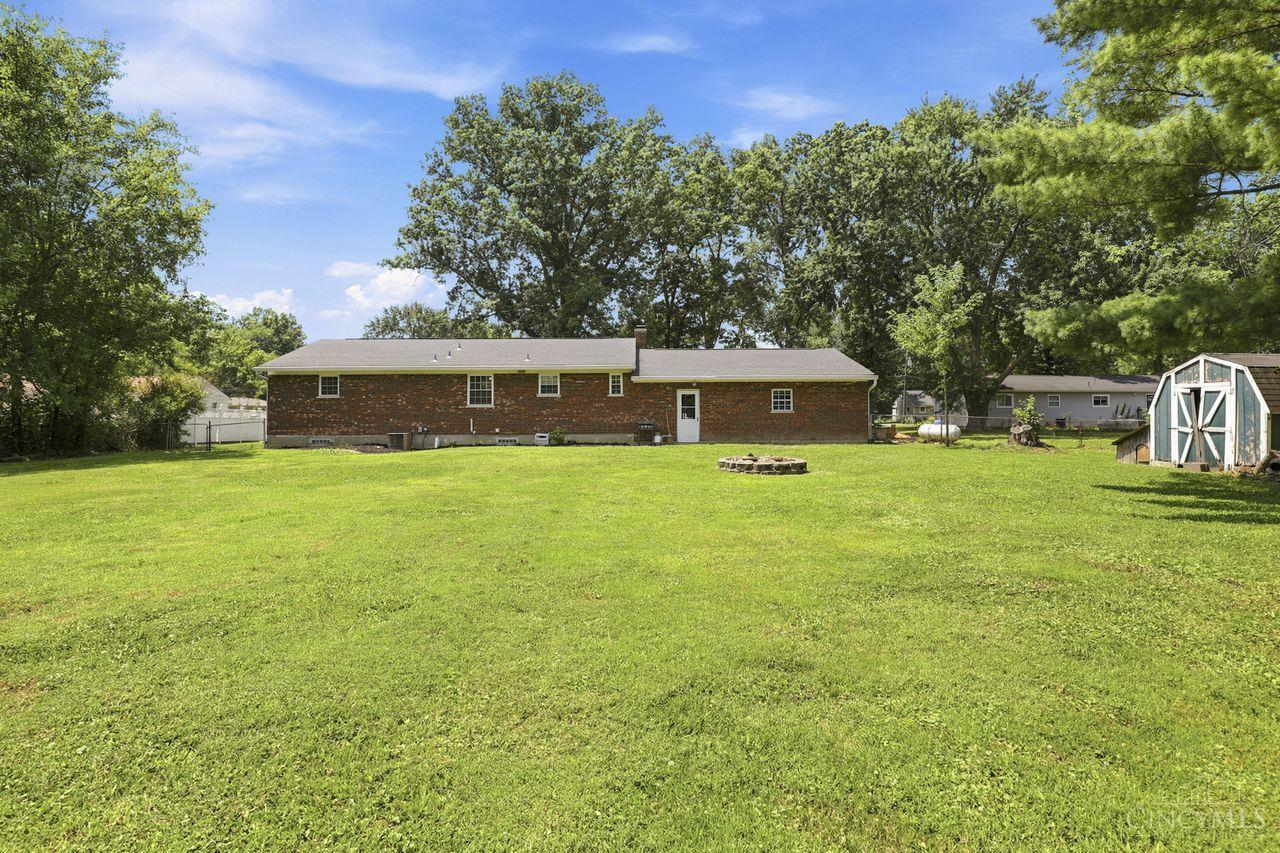 5720 Hilltop