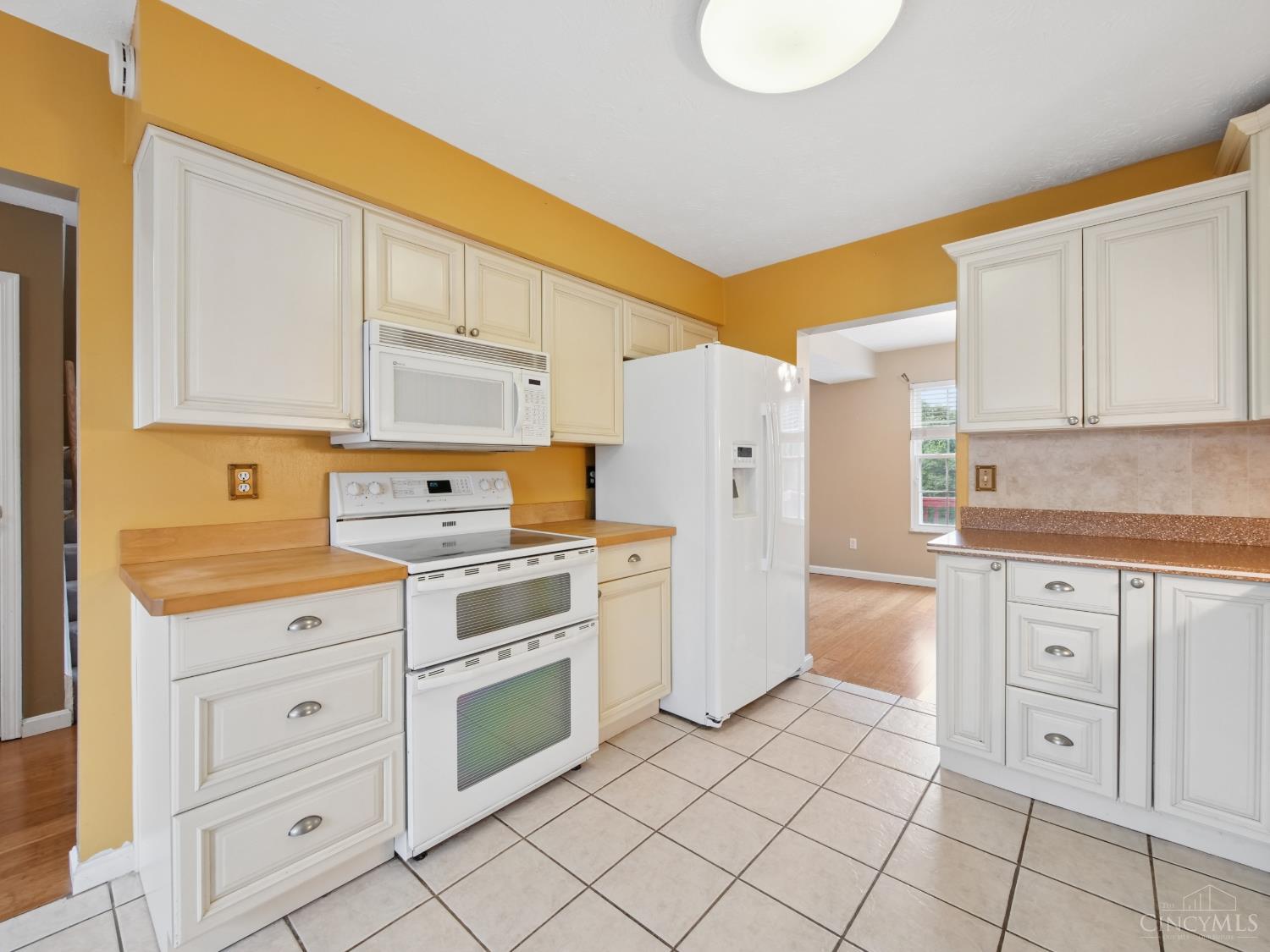 42 Applewood Drive