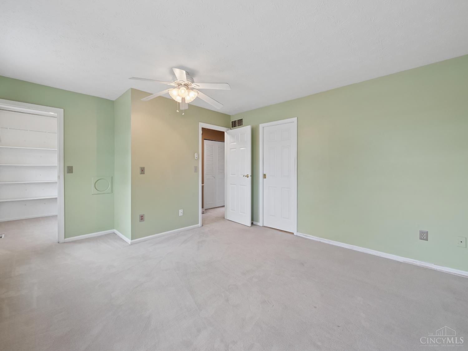 42 Applewood Drive