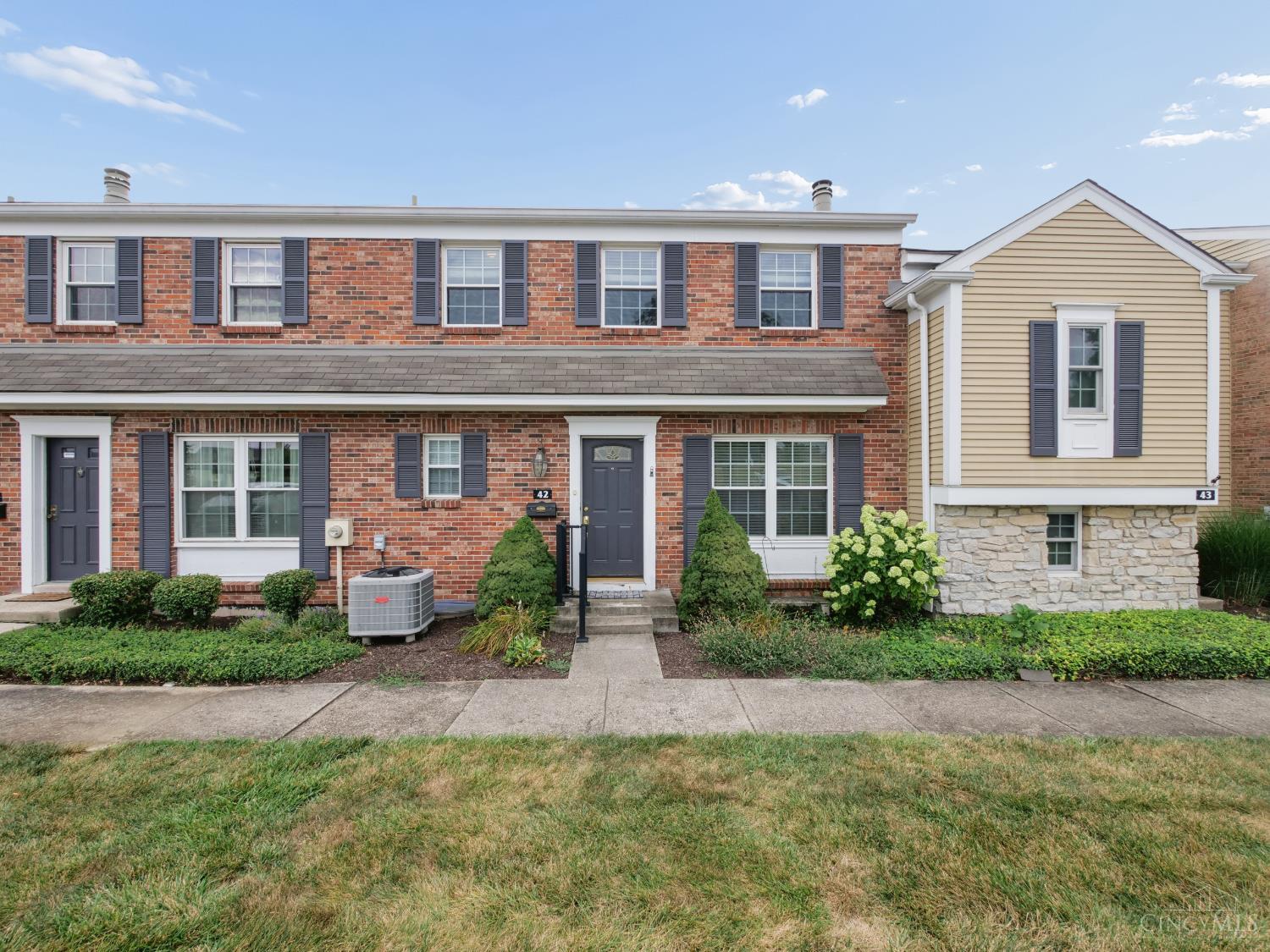 42 Applewood Drive