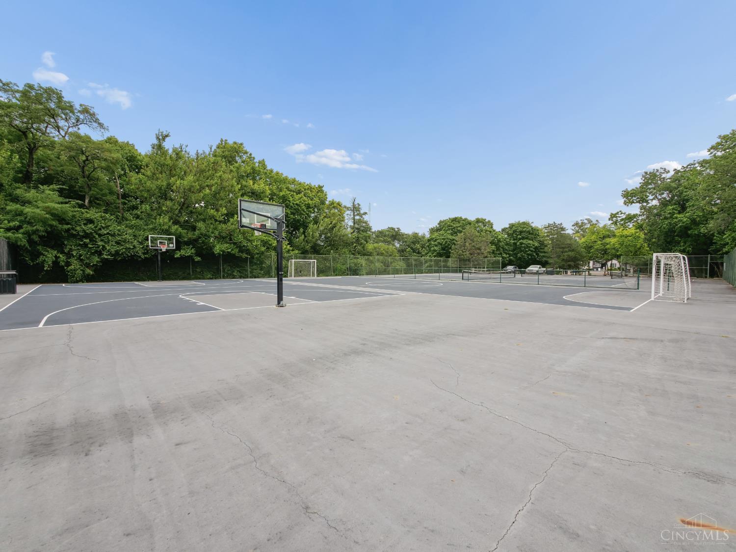 42 Applewood Drive