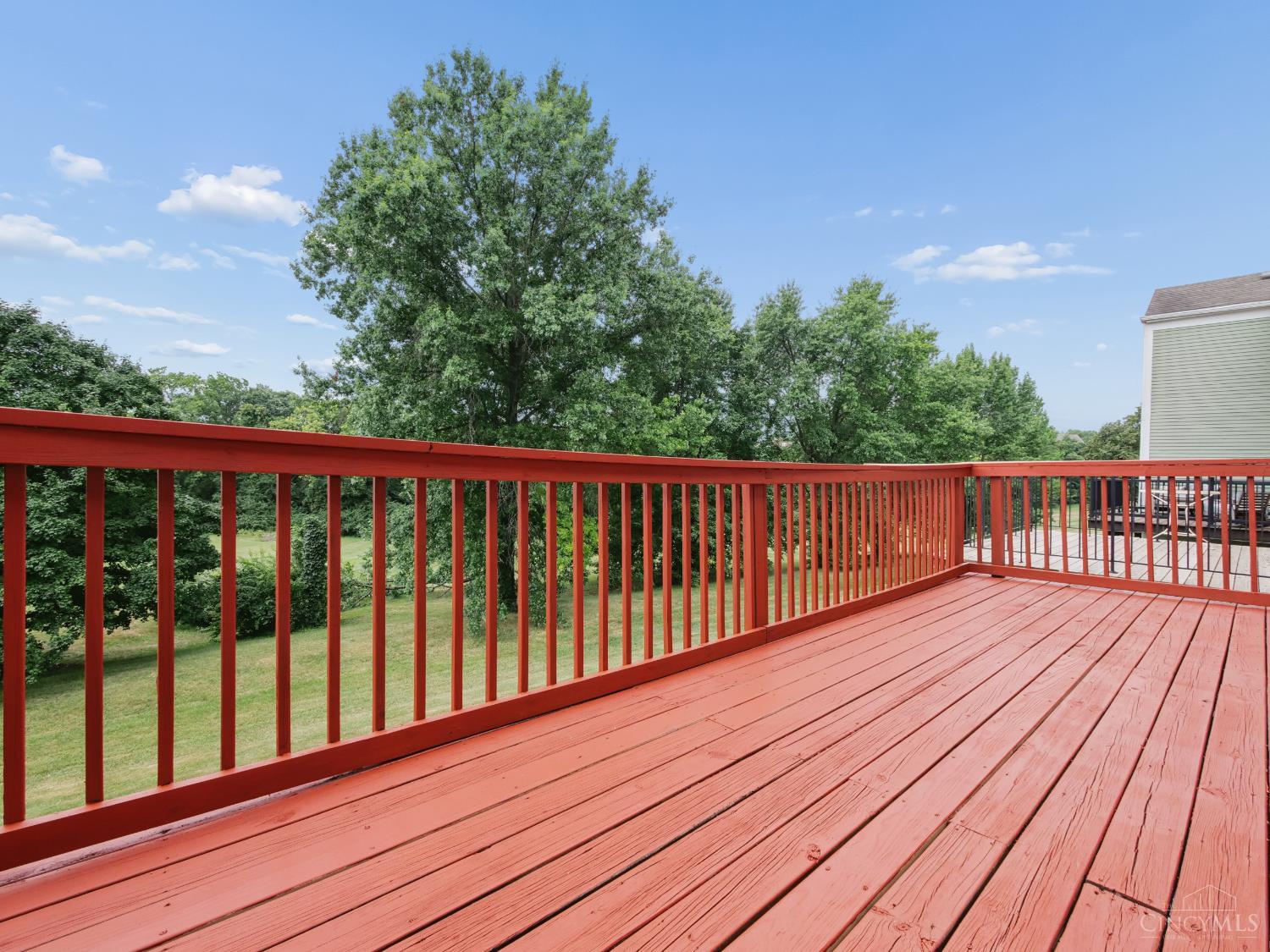 42 Applewood Drive