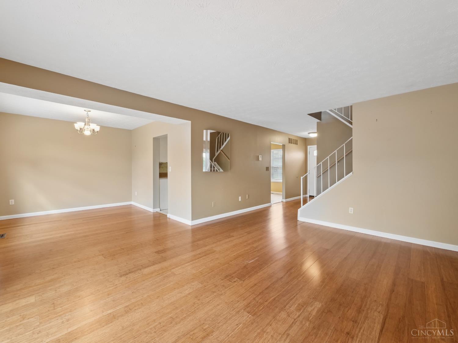 42 Applewood Drive