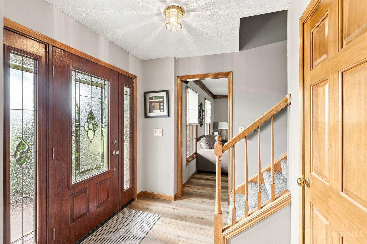 2521 Twin Oaks Drive