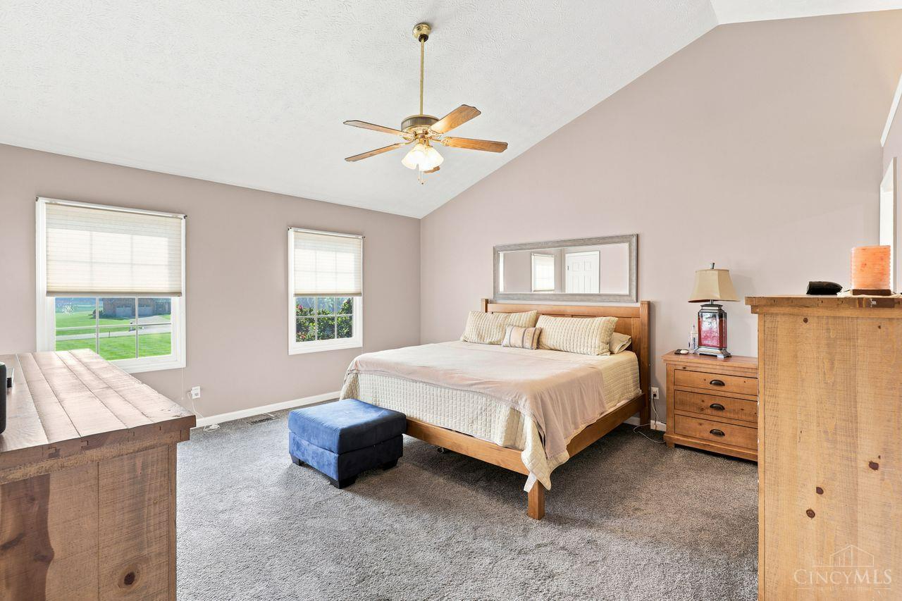 2521 Twin Oaks Drive