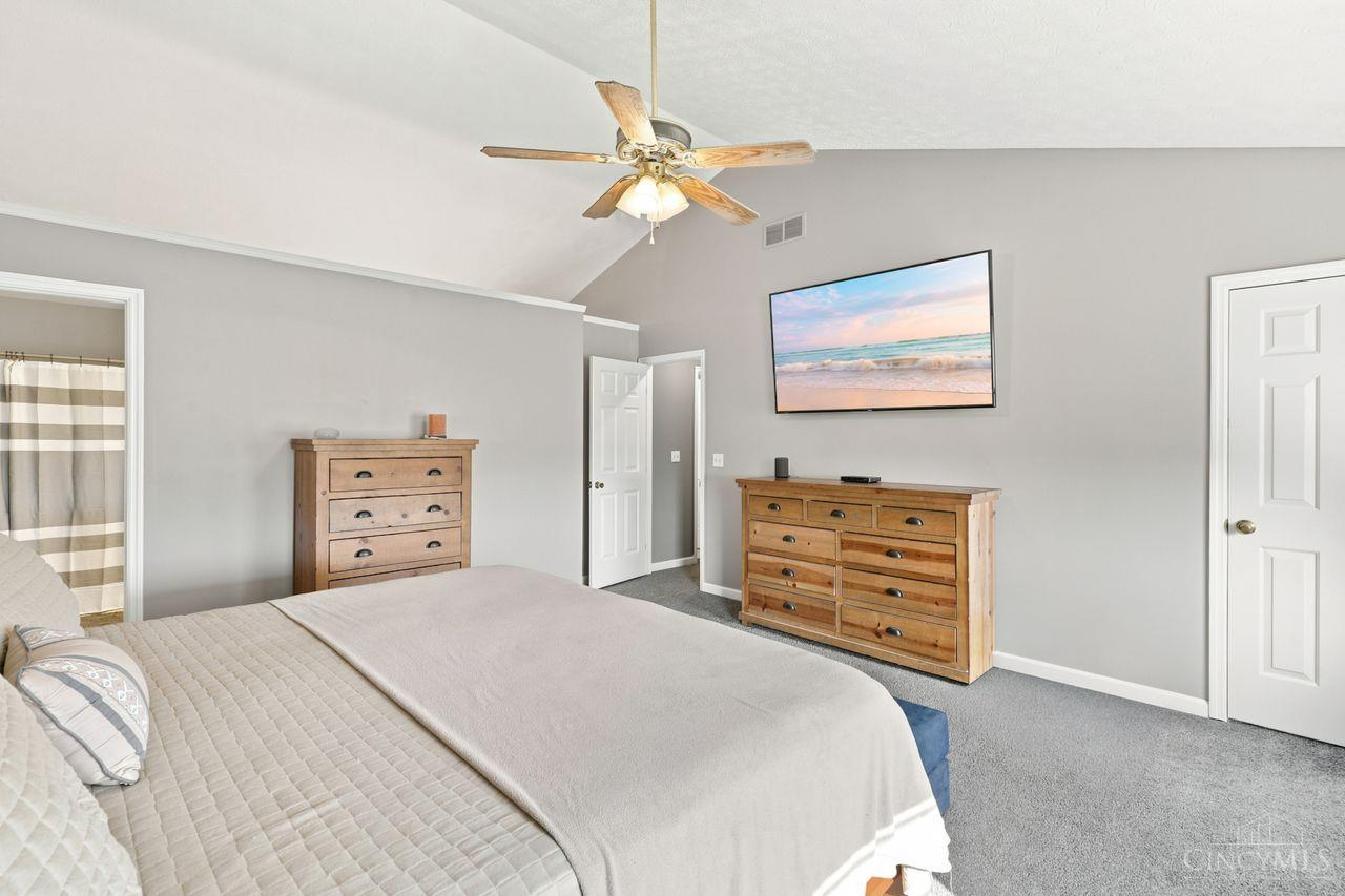 2521 Twin Oaks Drive