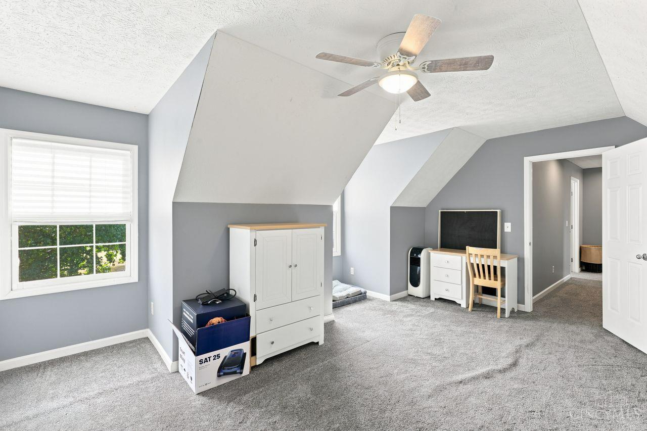 2521 Twin Oaks Drive