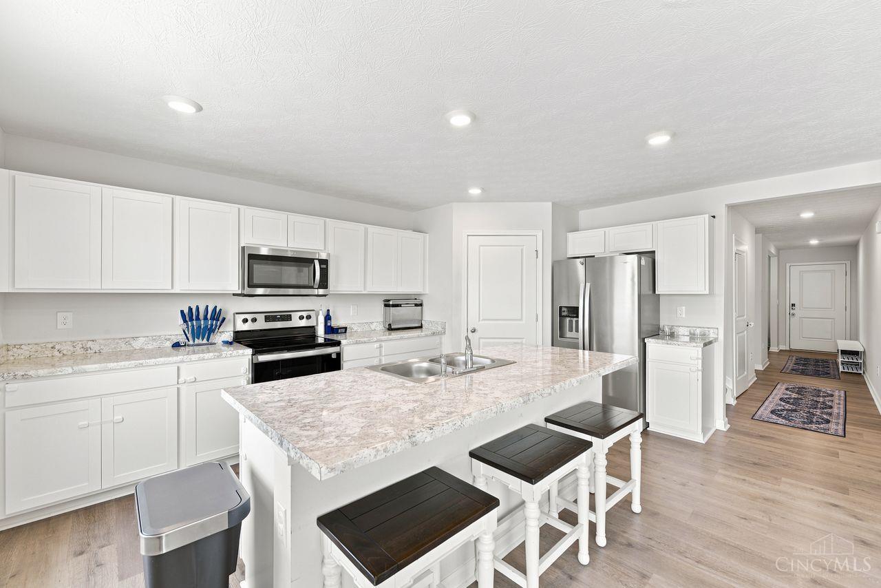 2424 Amelia Court