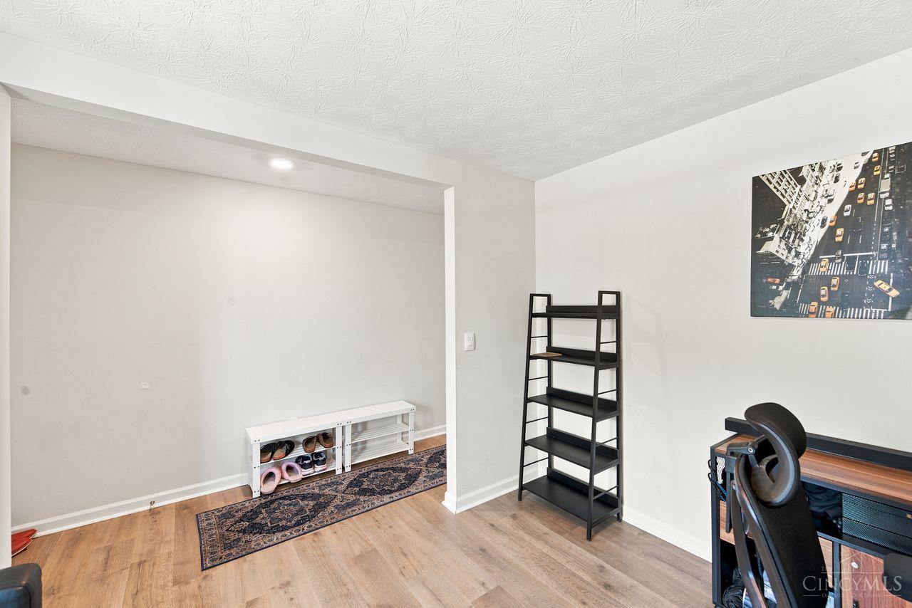 2424 Amelia Court