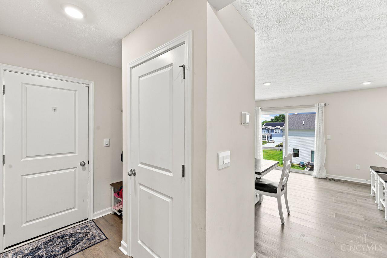 2424 Amelia Court