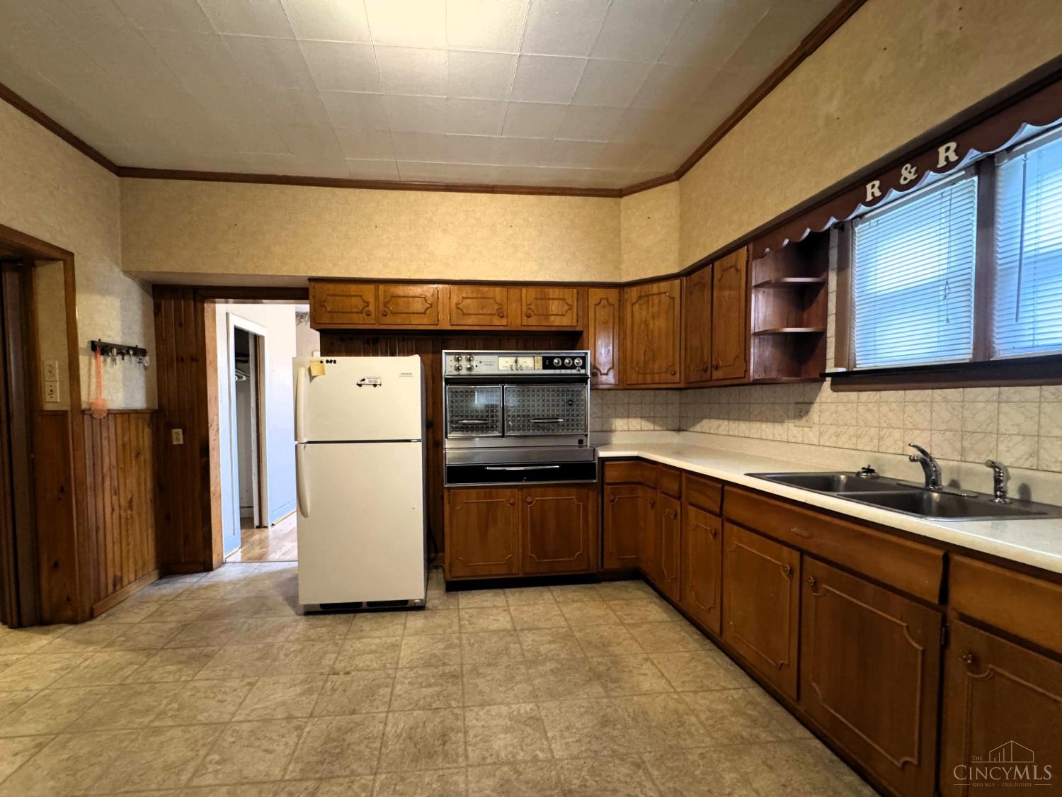 112 E 72nd Street