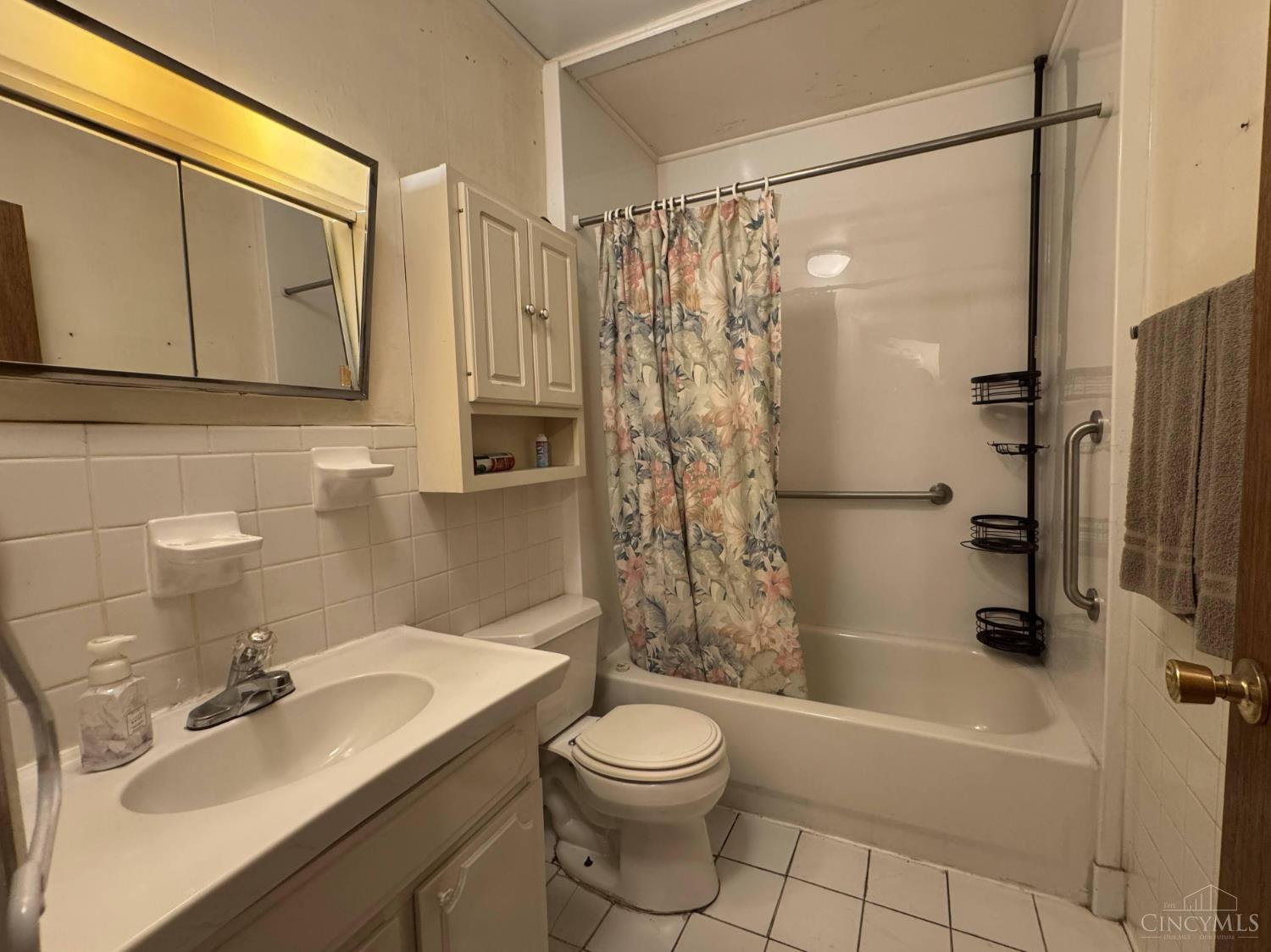 112 E 72nd Street