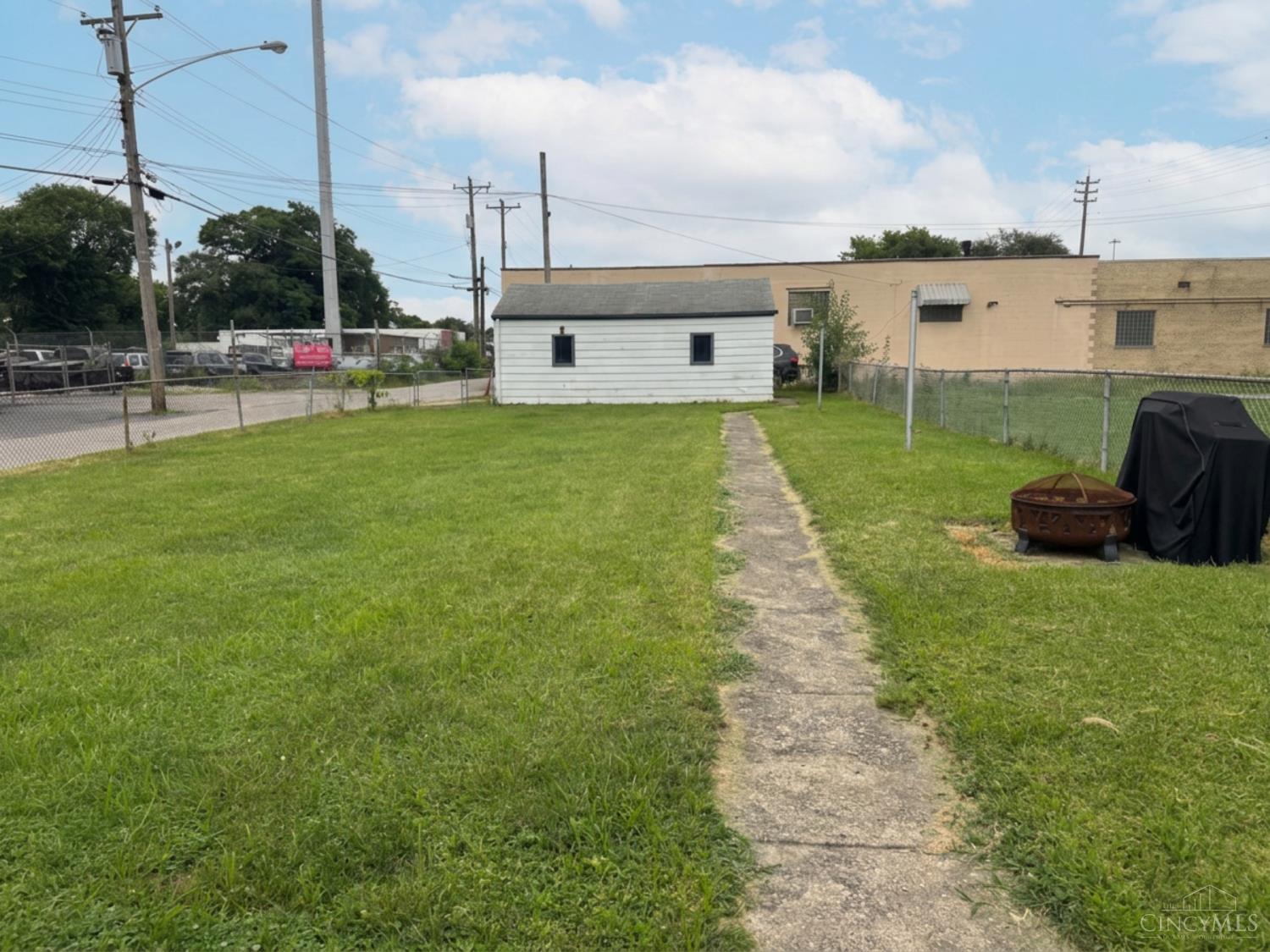 112 E 72nd Street