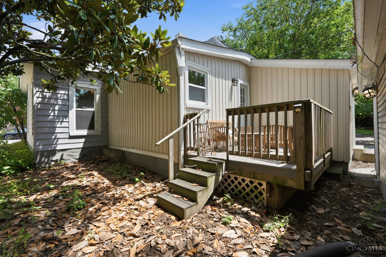 311 E Silver Street