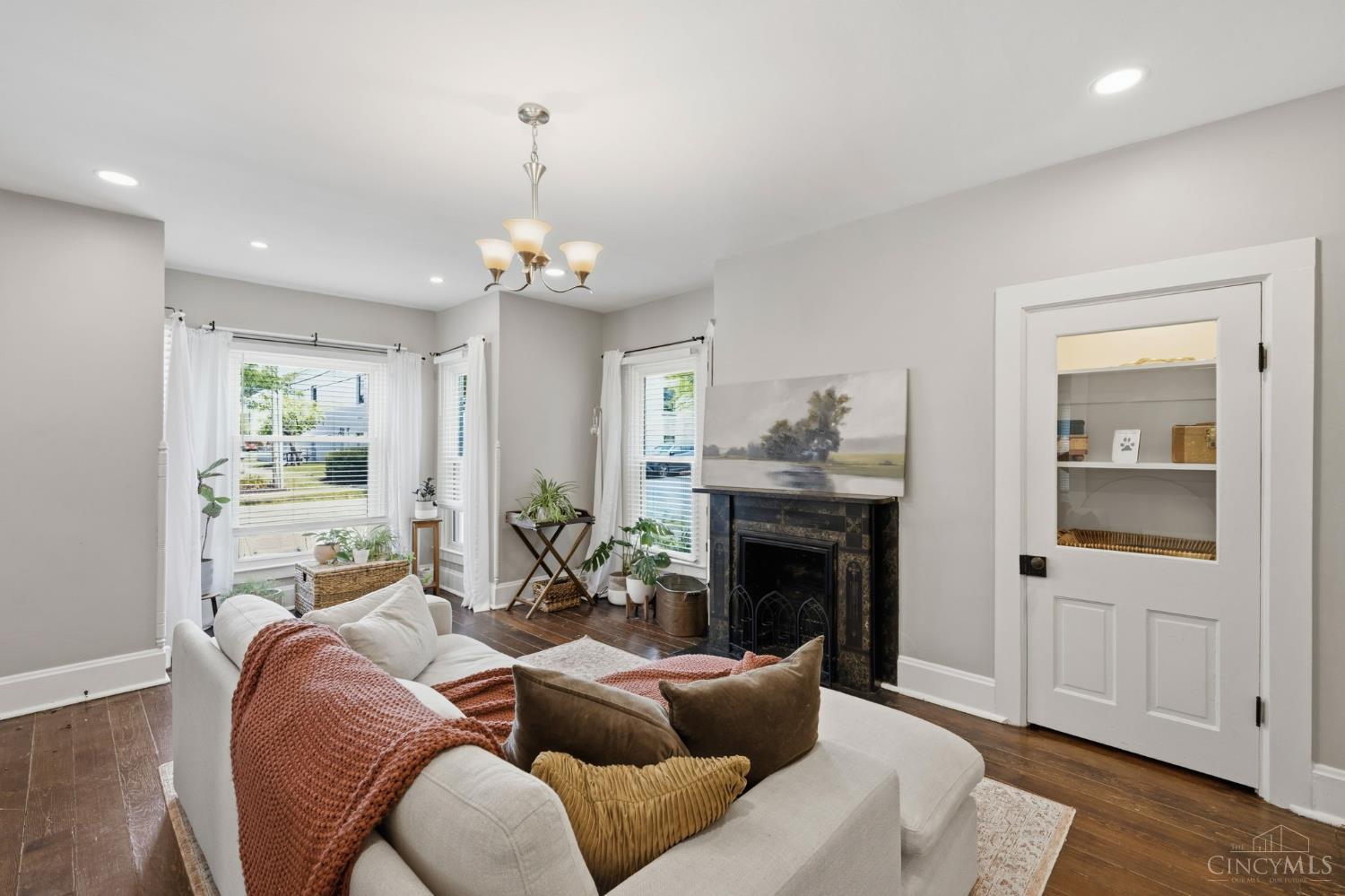 311 E Silver Street