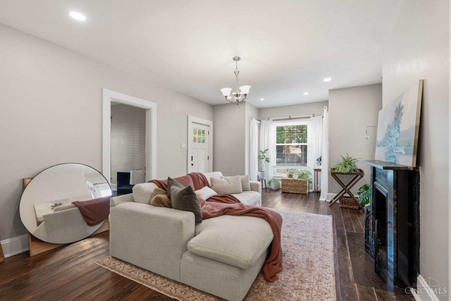 311 E Silver Street