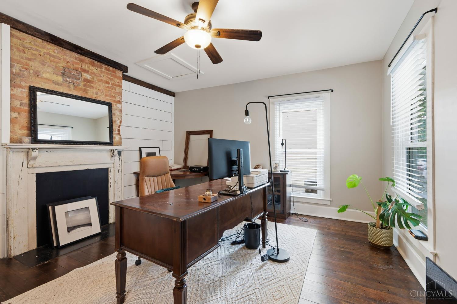 311 E Silver Street