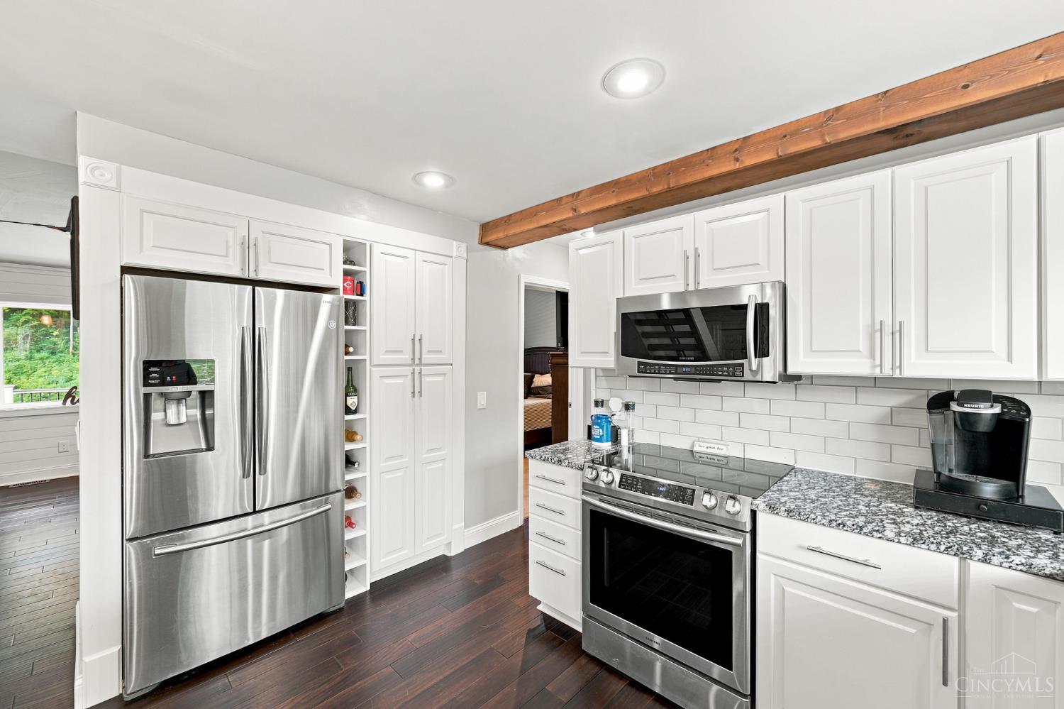3995 Ridgedale Drive