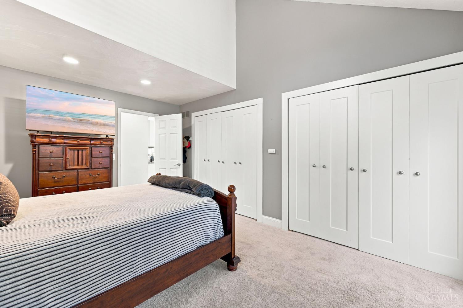 3995 Ridgedale Drive