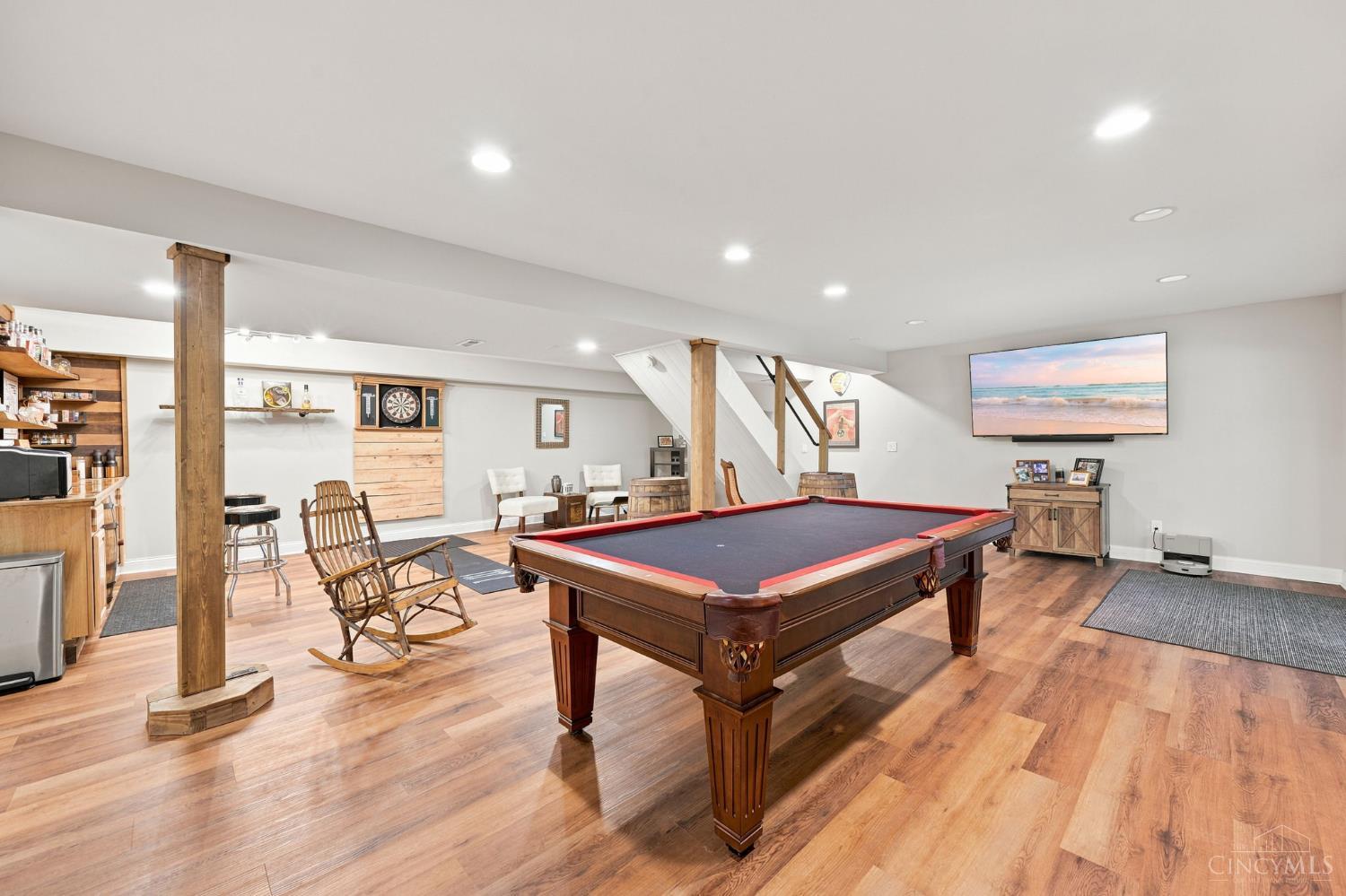3995 Ridgedale Drive