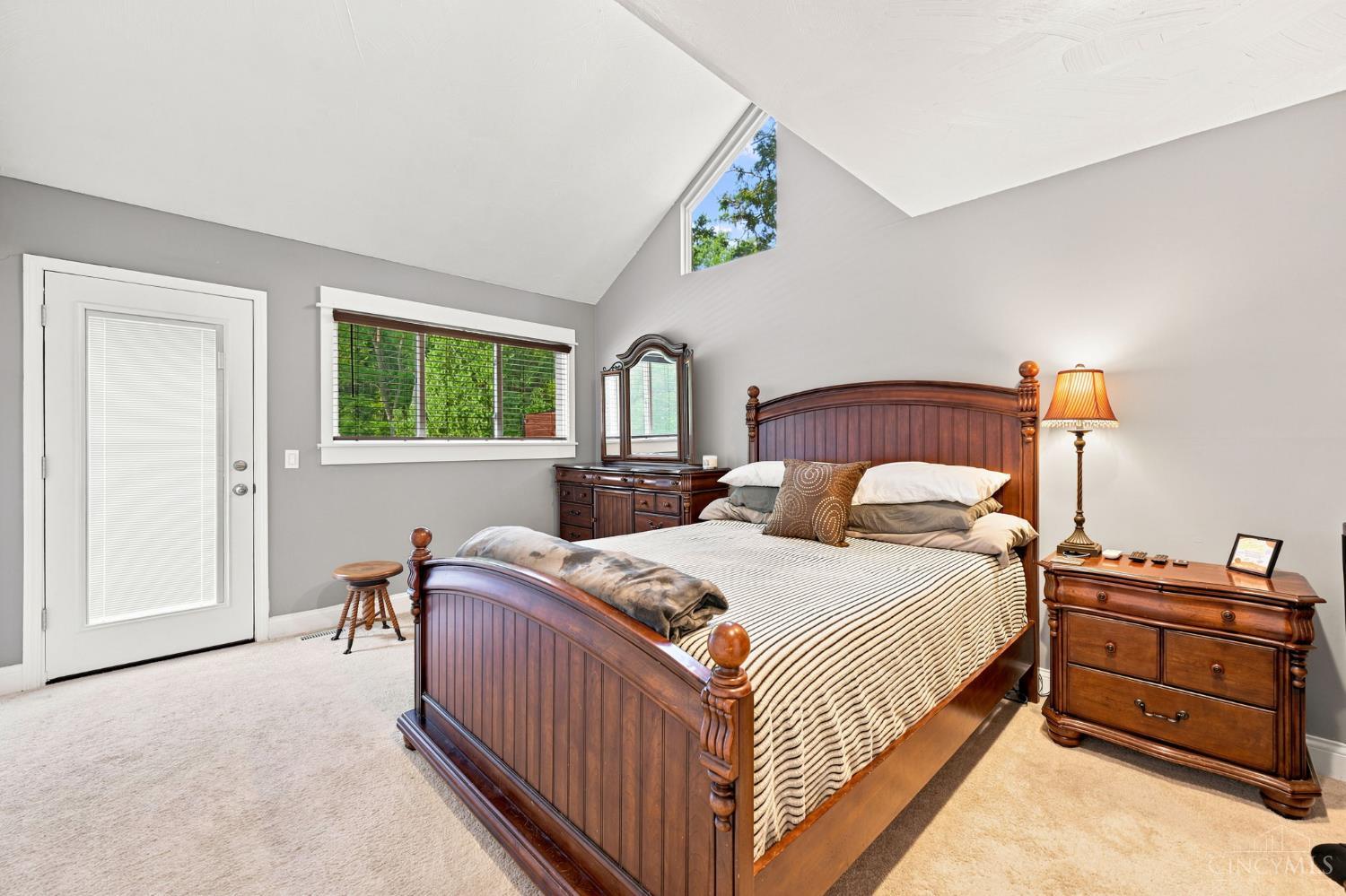 3995 Ridgedale Drive