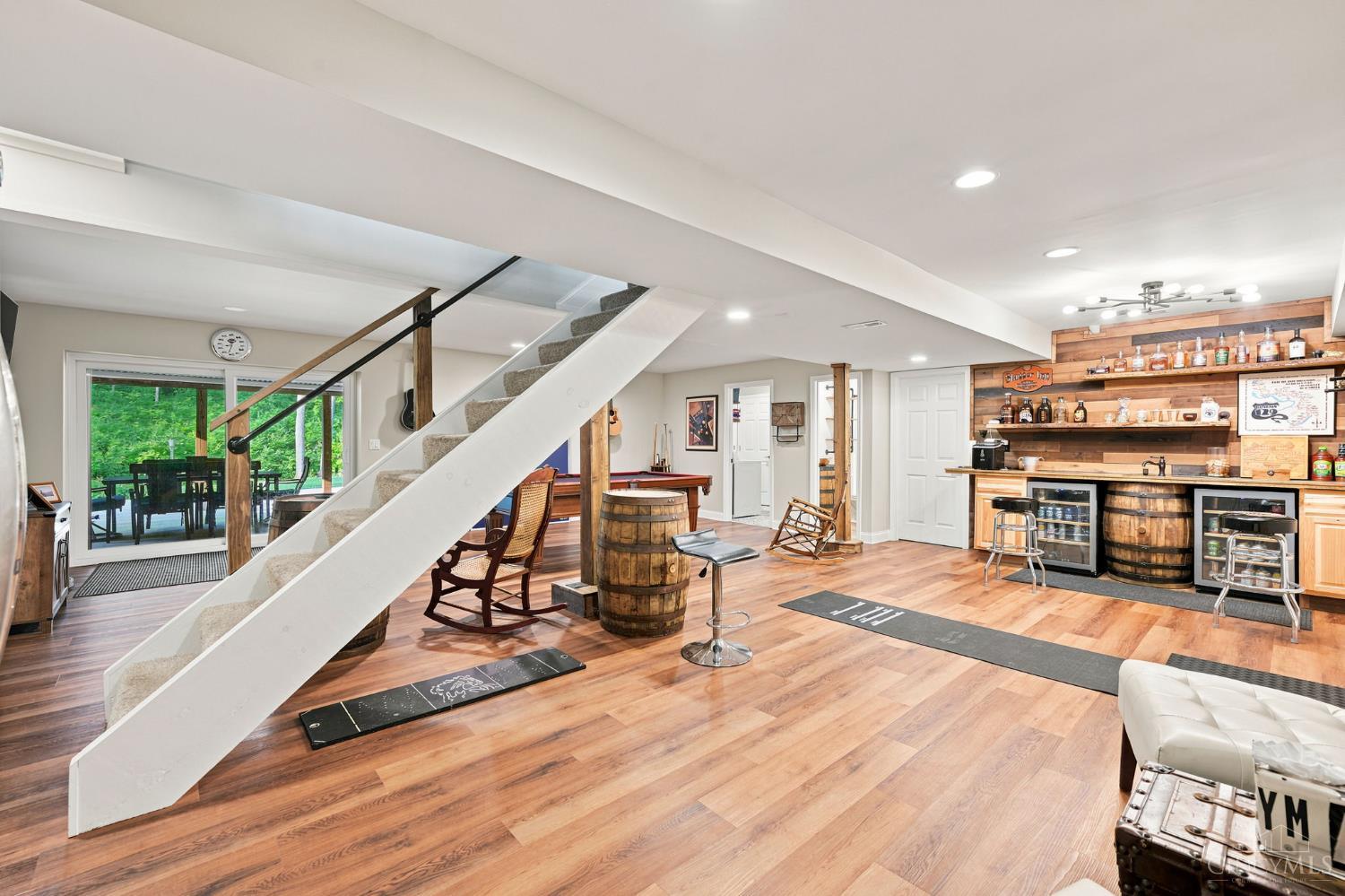 3995 Ridgedale Drive