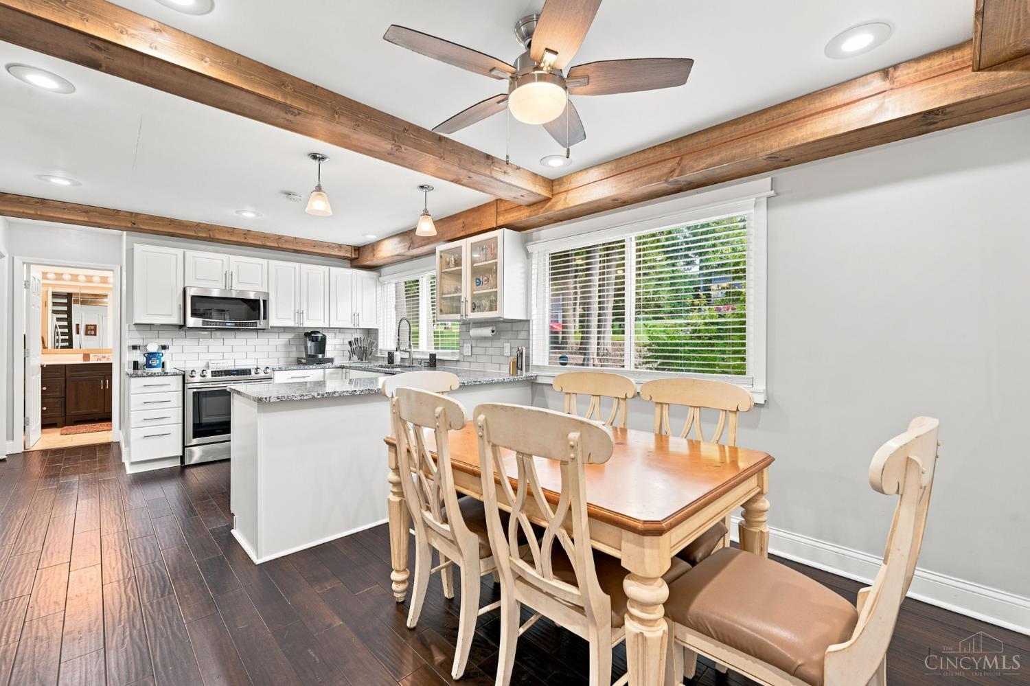 3995 Ridgedale Drive