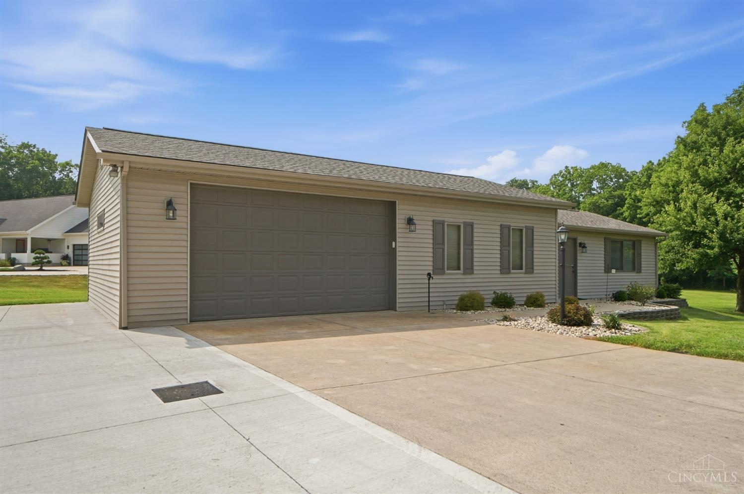 6282 Hamilton Road