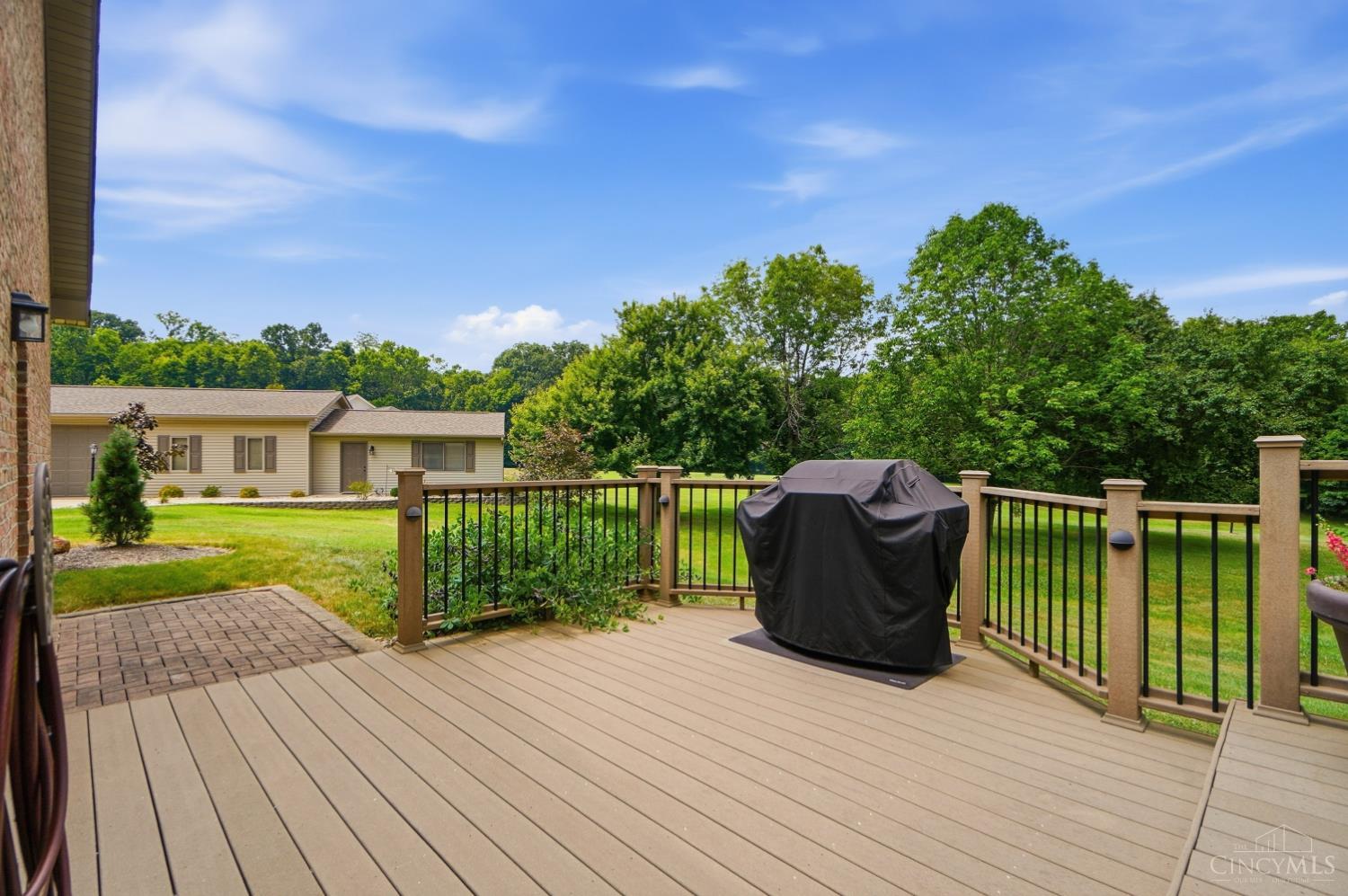 6282 Hamilton Road