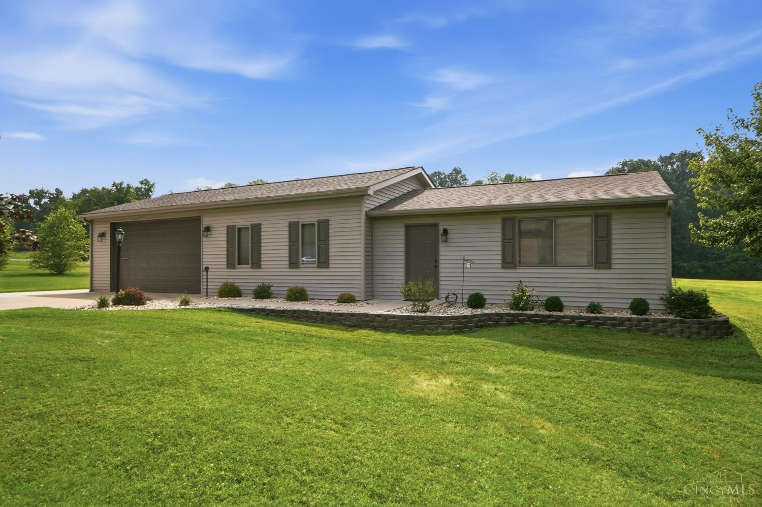 6282 Hamilton Road