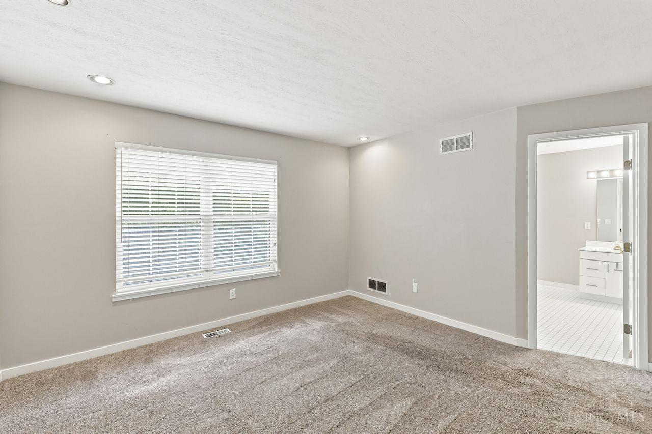 5055 Bristol Court Unit: 216