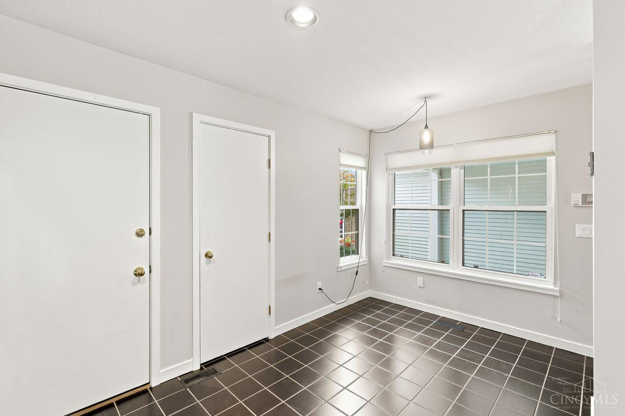 5055 Bristol Court Unit: 216