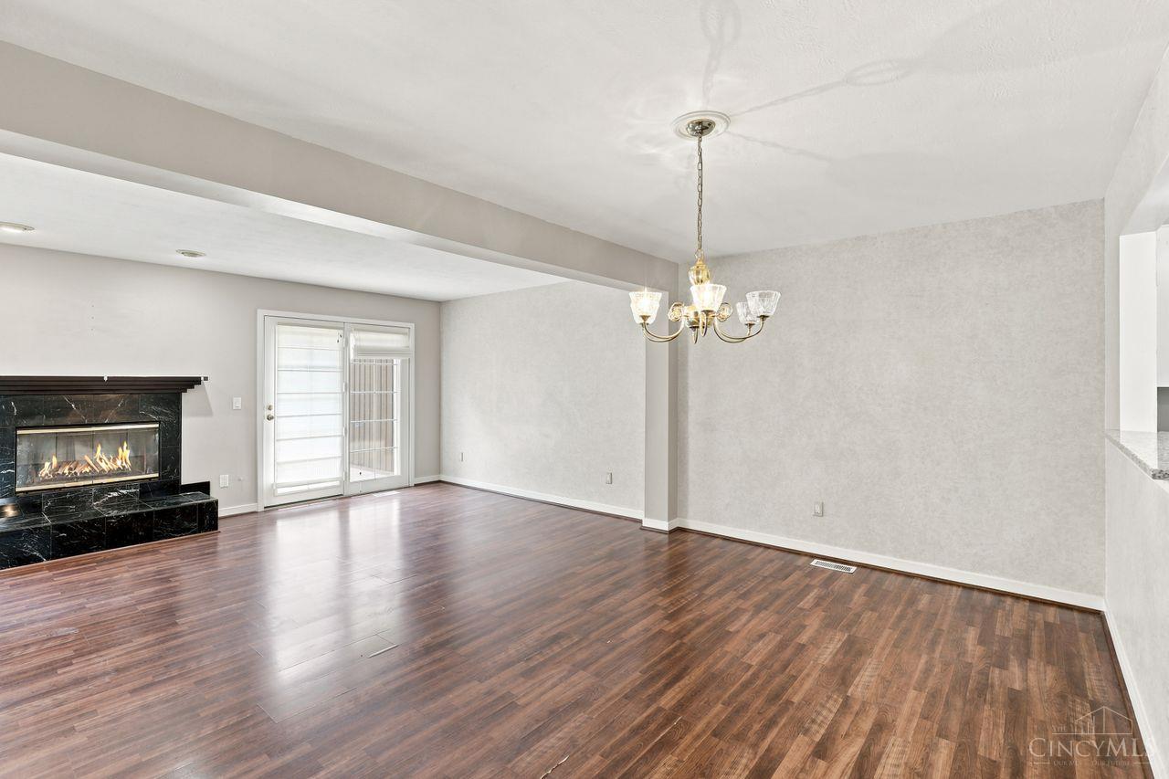 5055 Bristol Court Unit: 216