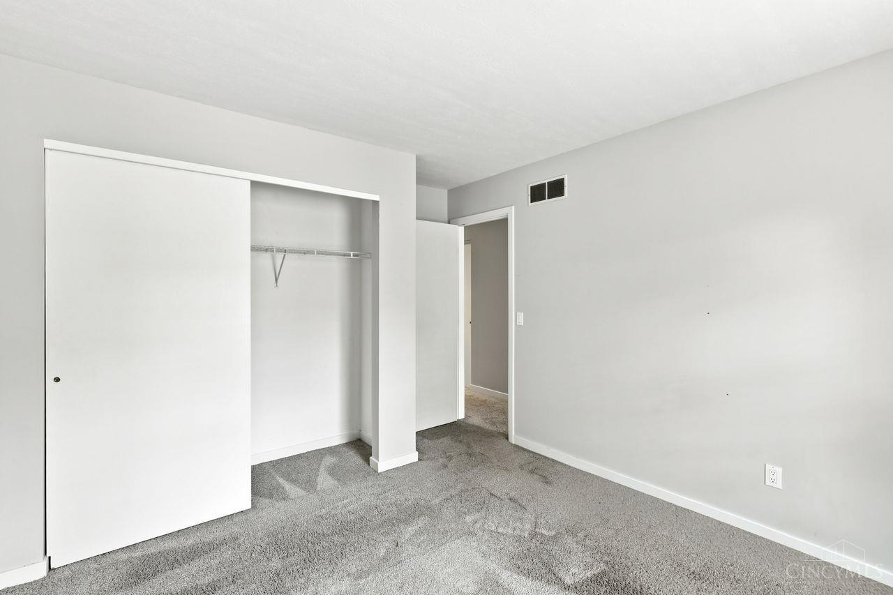 5055 Bristol Court Unit: 216