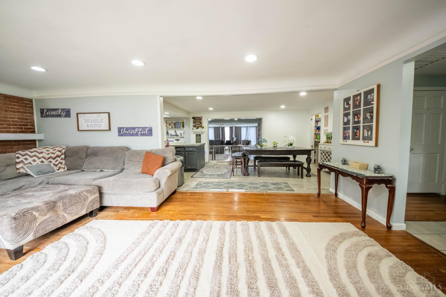 630 Sonny Lane