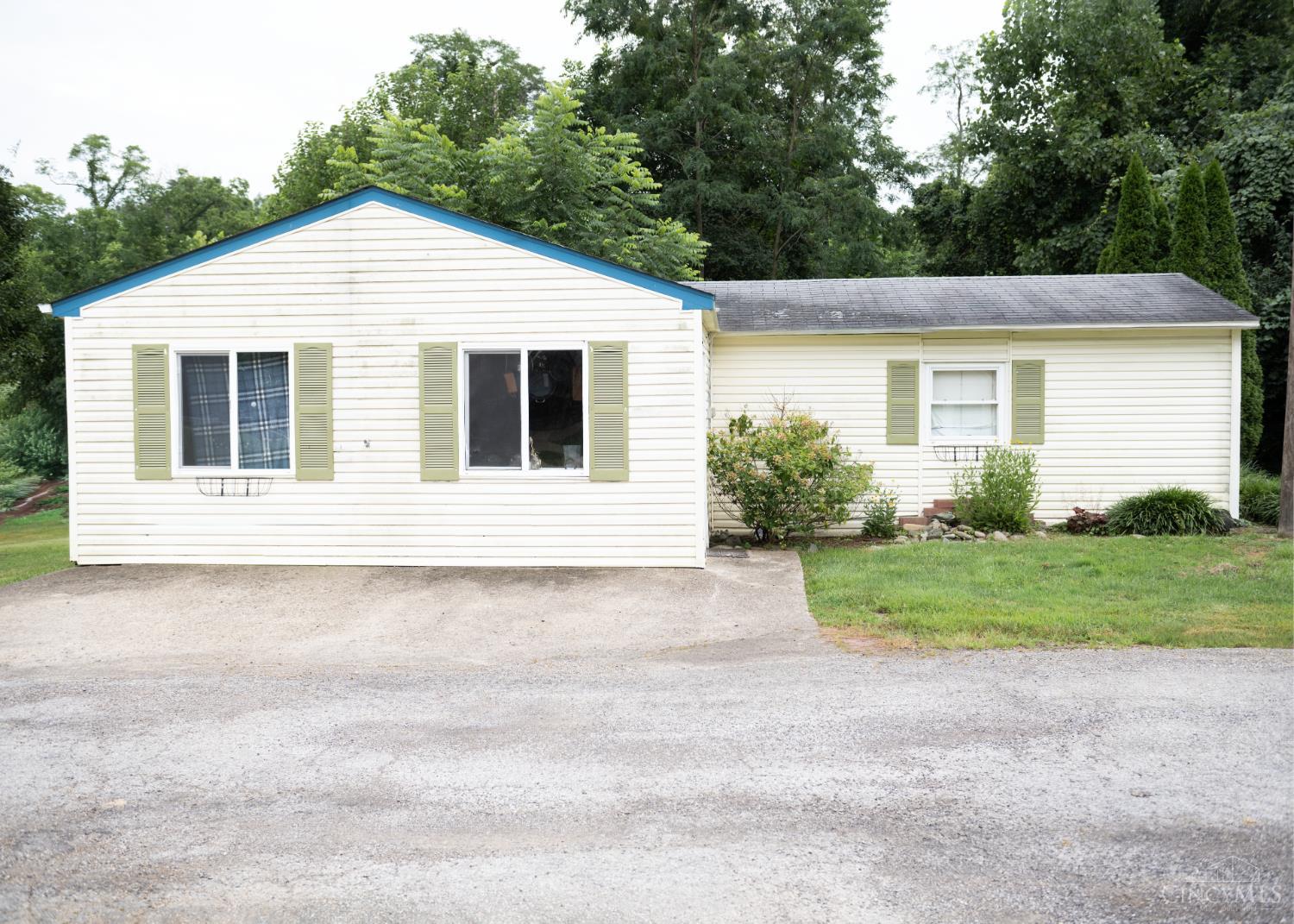 630 Sonny Lane