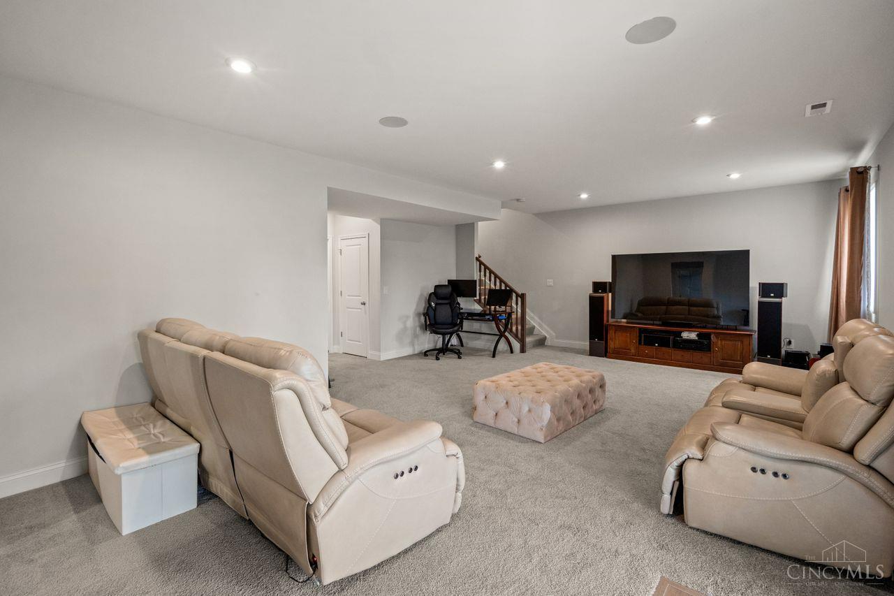 4059 Highland Green Drive