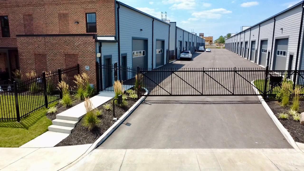 4477 Thirty Fourth Avenue Unit: 8
