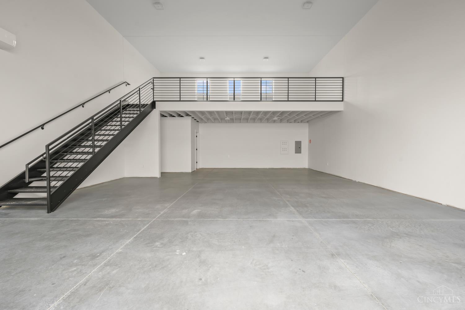 4477 Thirty Fourth Avenue Unit: 8