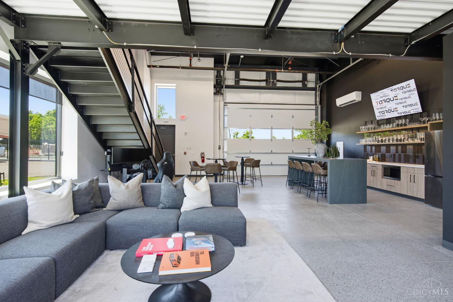 4477 Thirty Fourth Avenue Unit: 8