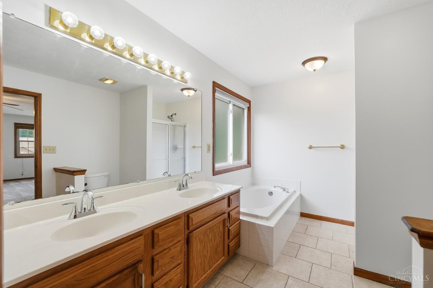 3540 Oak Springs Drive
