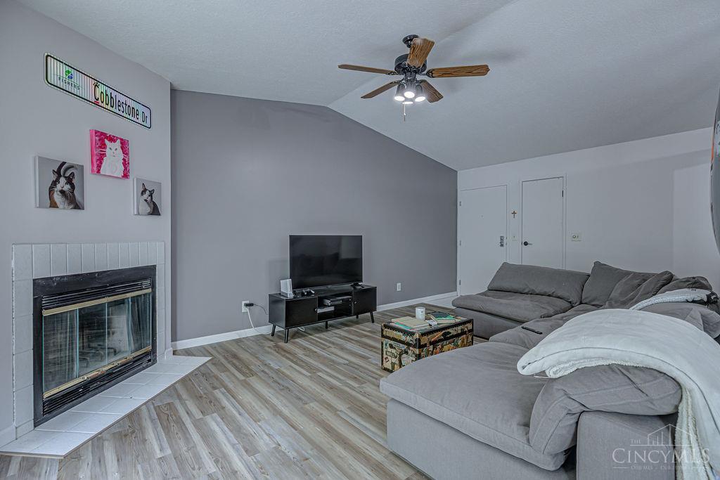 5352 Werk Road Unit: 3