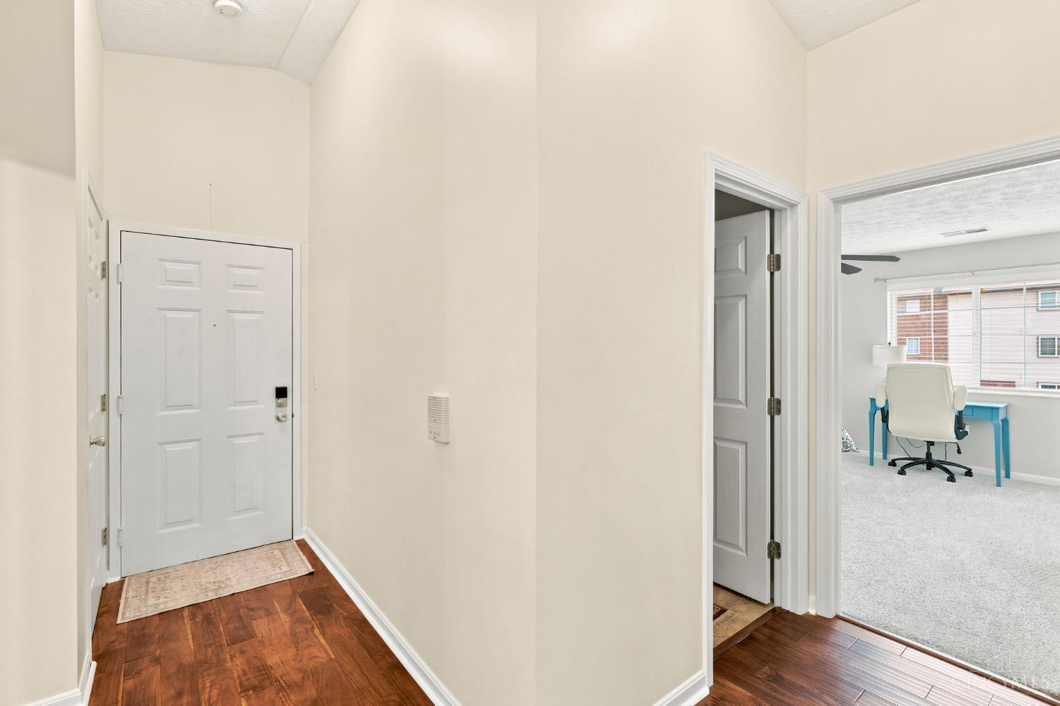 8512 Breezewood Court