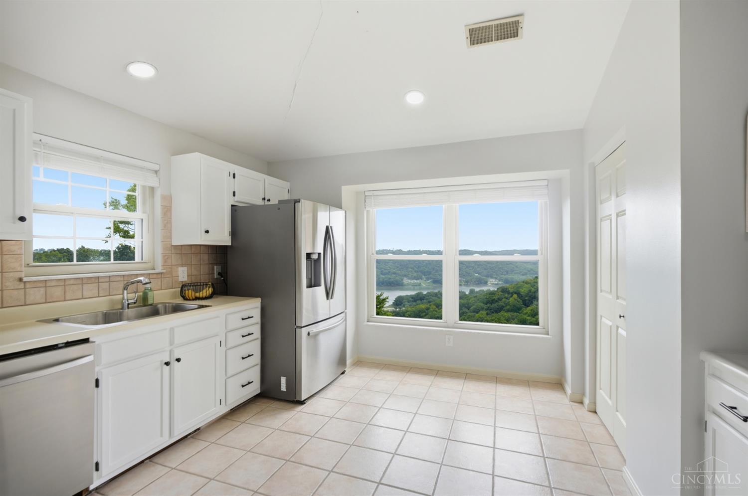 140 Palisades Point Unit: 5