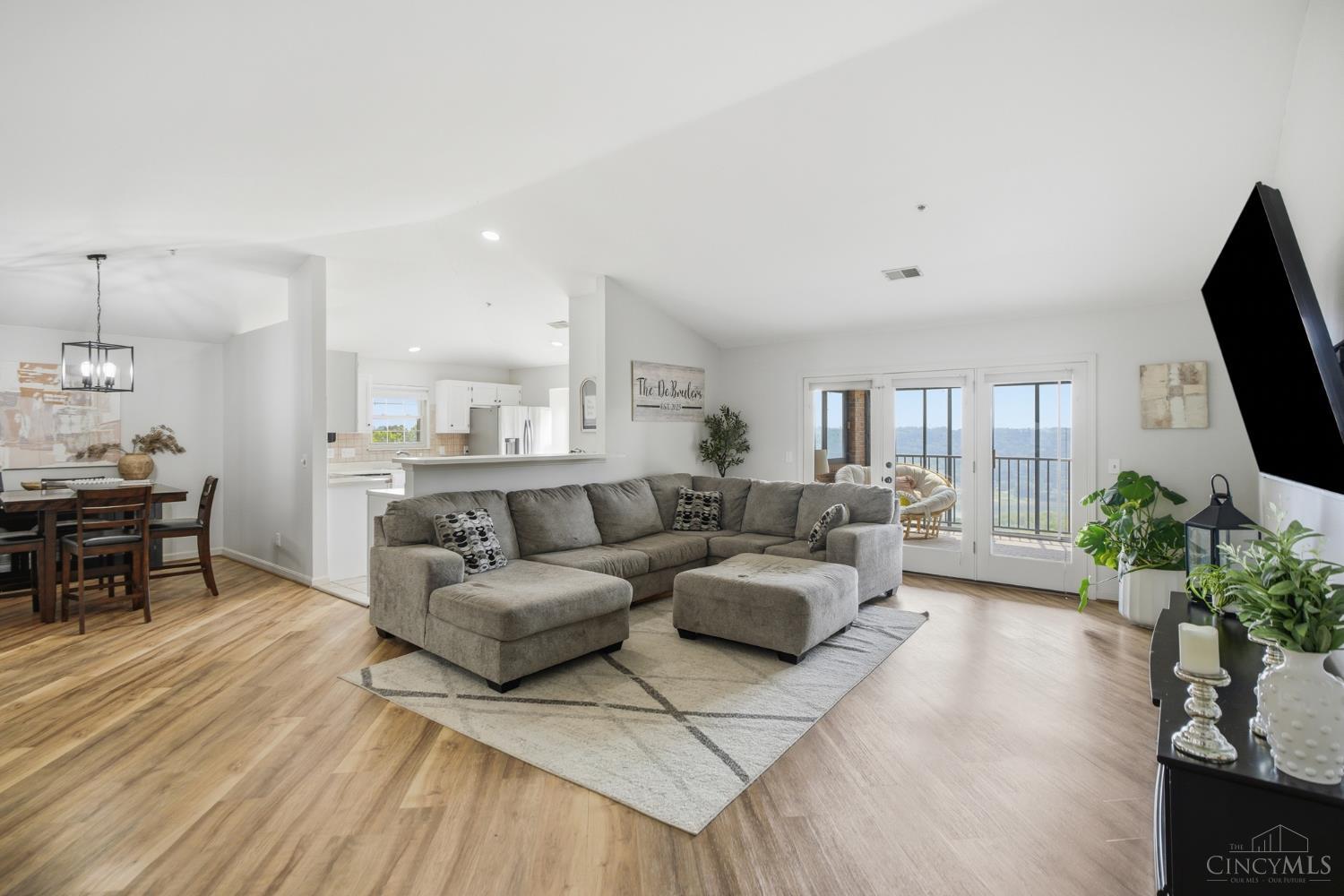 140 Palisades Point Unit: 5