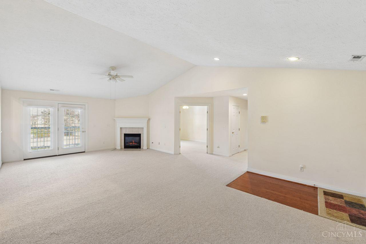 8021 Pinnacle Point Drive Unit: 204