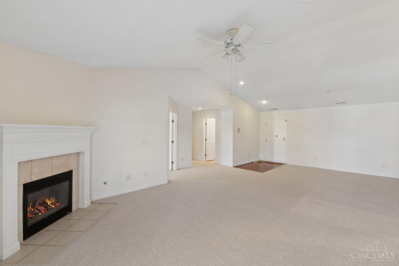 8021 Pinnacle Point Drive Unit: 204